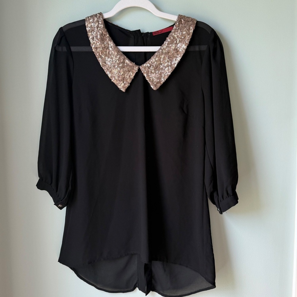 Red By BKE Sheer Black Chiffon Blouse Gold Sequin Peter Pan Collar Size Medium